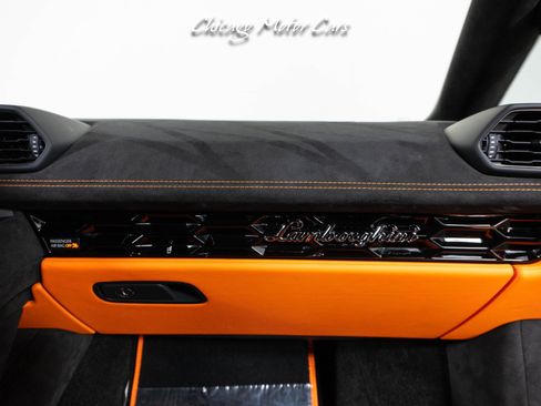 Used 2023 Lamborghini Huracan Tecnica image 31