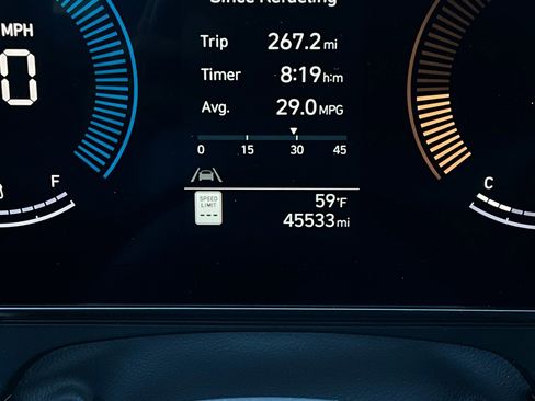 Used 2025 Hyundai Kona SEL image 40