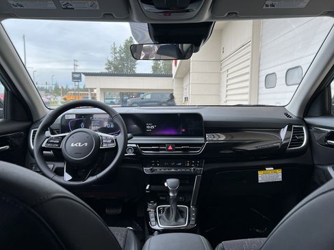 New 2026 Kia Seltos S image 16