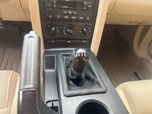 Used 2007 Ford Mustang GT image 18