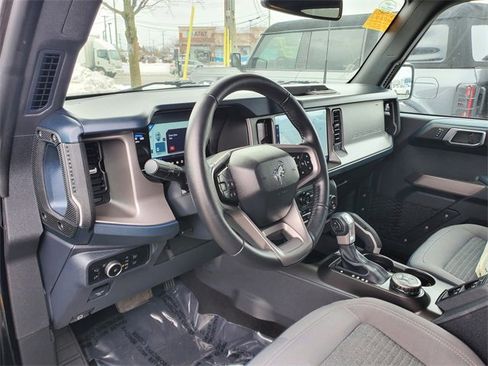 Used 2023 Ford Bronco Outer Banks image 10