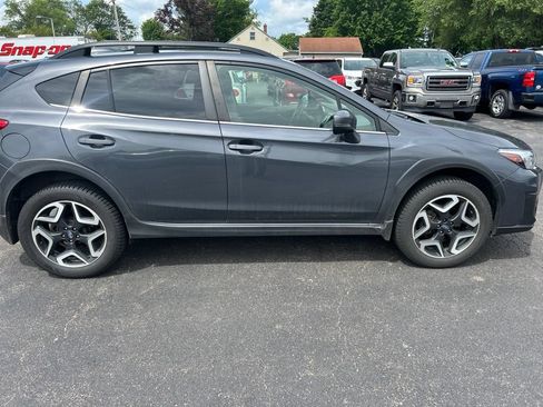 Used 2020 Subaru Crosstrek 2.0i Limited w/ Moonroof Package w/Navigation AWD/4WD image 3