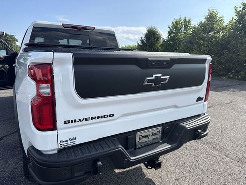Used 2024 Chevrolet Silverado 1500 ZR2 w/ ZR2 Bison Edition AWD/4WD image 33