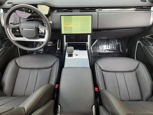 New 2026 Land Rover Range Rover SE image 19