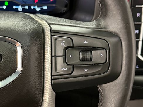 Used 2022 GMC Yukon XL Denali AWD/4WD image 22