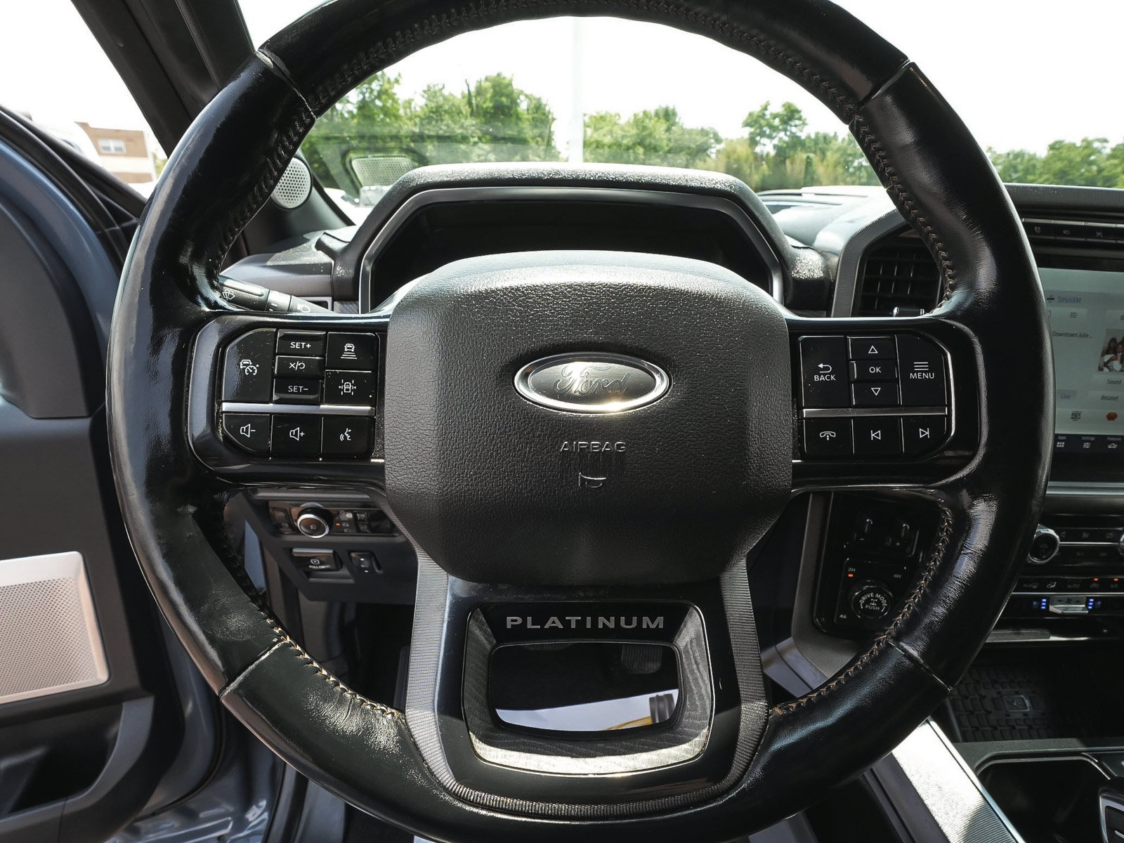 Used 2023 Ford F150 Platinum w/ FX4 Off-Road Package AWD/4WD image 18