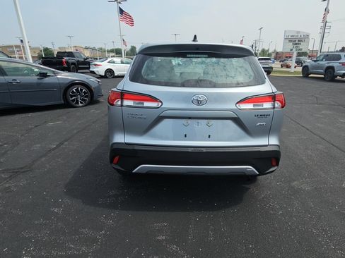 Certified 2022 Toyota Corolla Cross L AWD/4WD image 4