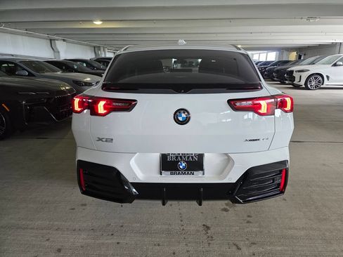 New 2026 BMW X2 xDrive28i w/ Technology Package AWD/4WD image 5
