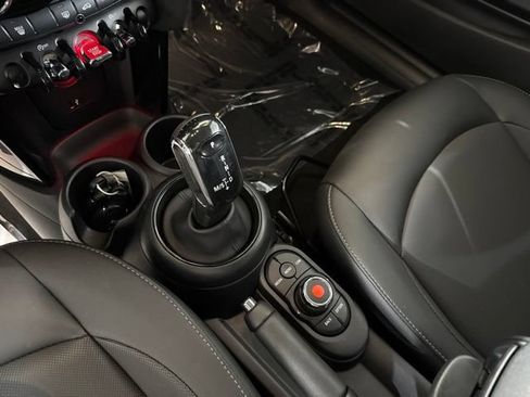 Used 2022 MINI Cooper 2-Door Hardtop FWD image 20
