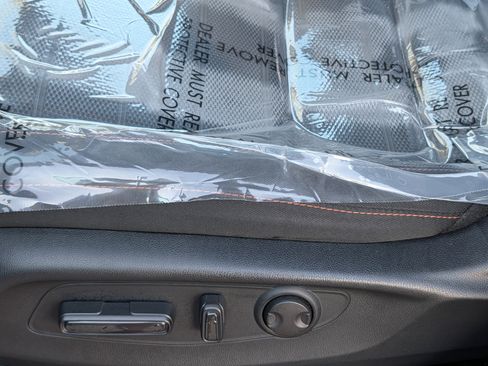 Used 2024 Honda CR-V Sport image 11