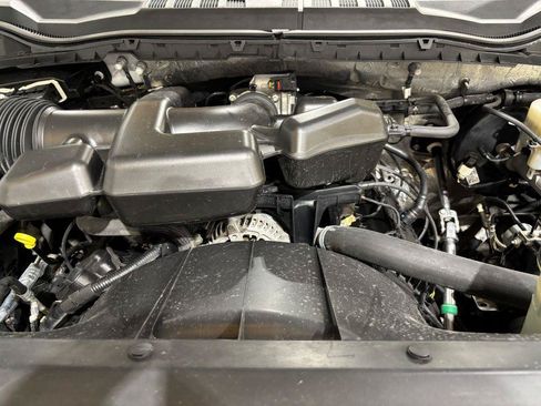 Used 2019 Ford F250 XL w/ Power Equipment Group AWD/4WD image 24