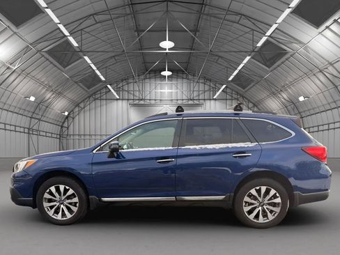 Used 2017 Subaru Outback 3.6R Touring w/ Popular Package #5A image 7