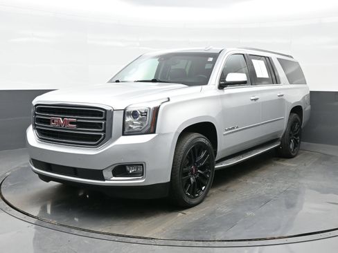 Used 2016 GMC Yukon XL SLT image 1