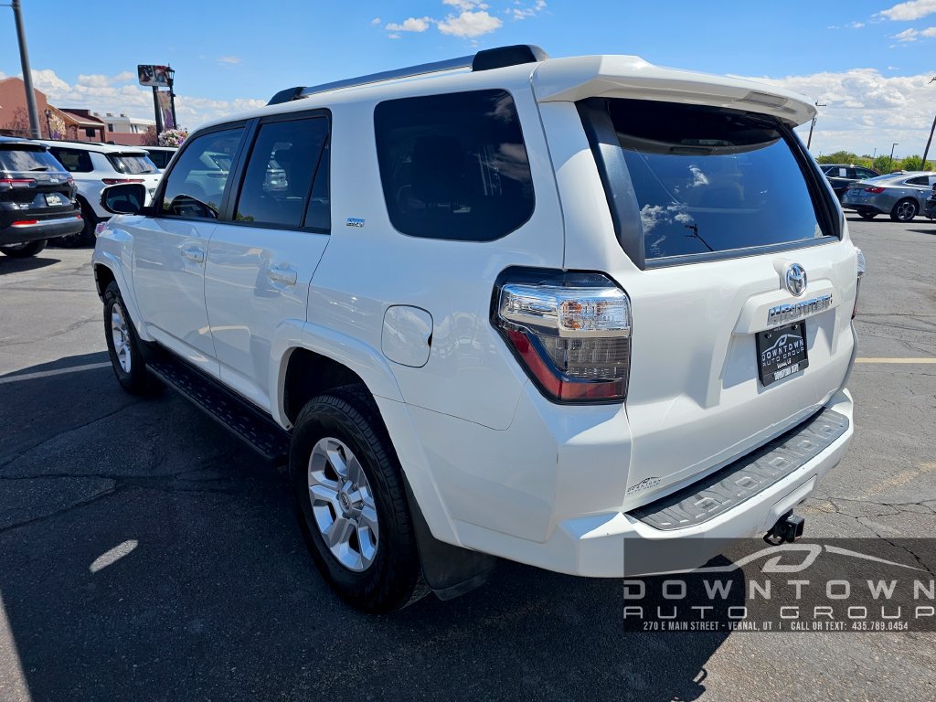 Used 2022 Toyota 4Runner SR5 Premium AWD/4WD image 5