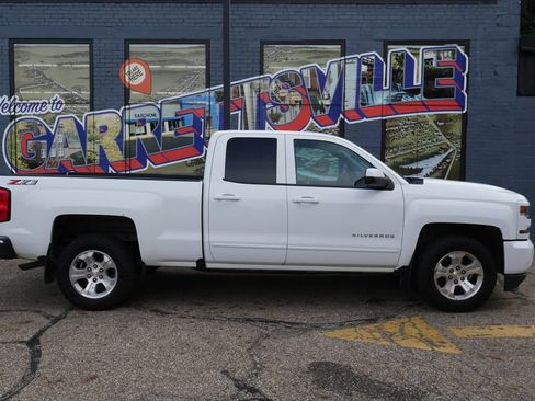Used 2019 Chevrolet Silverado 1500 LT w/ All Star Edition AWD/4WD image 22