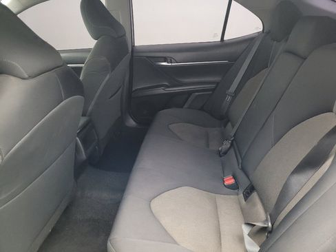 Used 2022 Toyota Camry LE FWD image 18