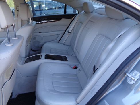 Used 2012 Mercedes-Benz CLS 550 image 15