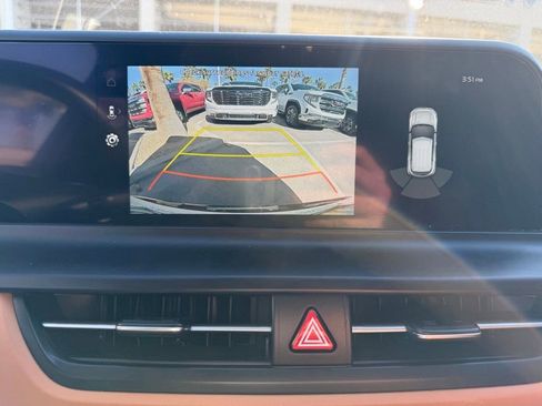 Used 2025 Kia Seltos EX w/ EX Sunroof Package image 13