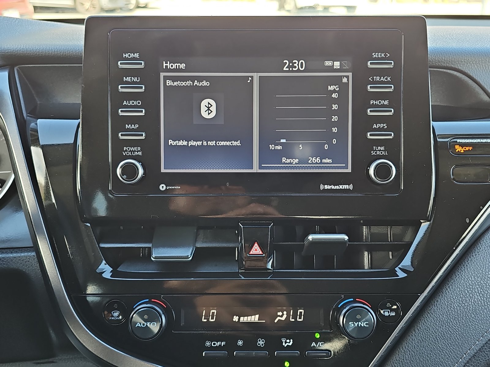 Used 2024 Toyota Camry LE FWD image 21