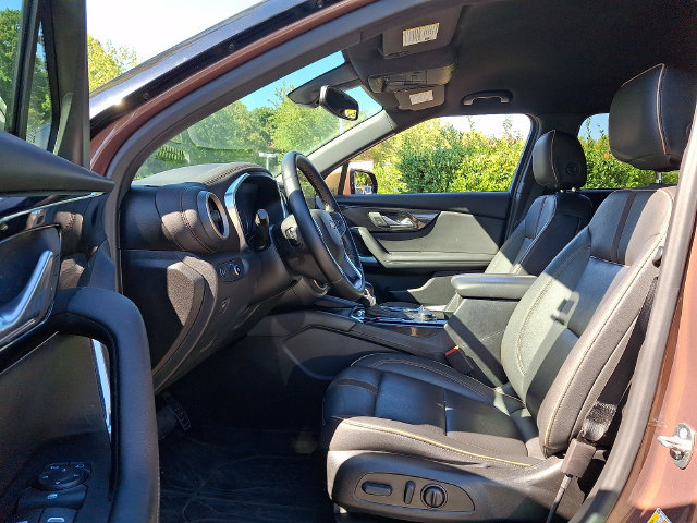 Used 2023 Chevrolet Blazer Premier FWD image 13