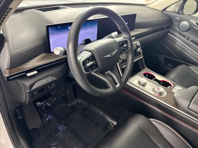 Used 2025 Genesis GV80 2.5T Prestige AWD/4WD image 24