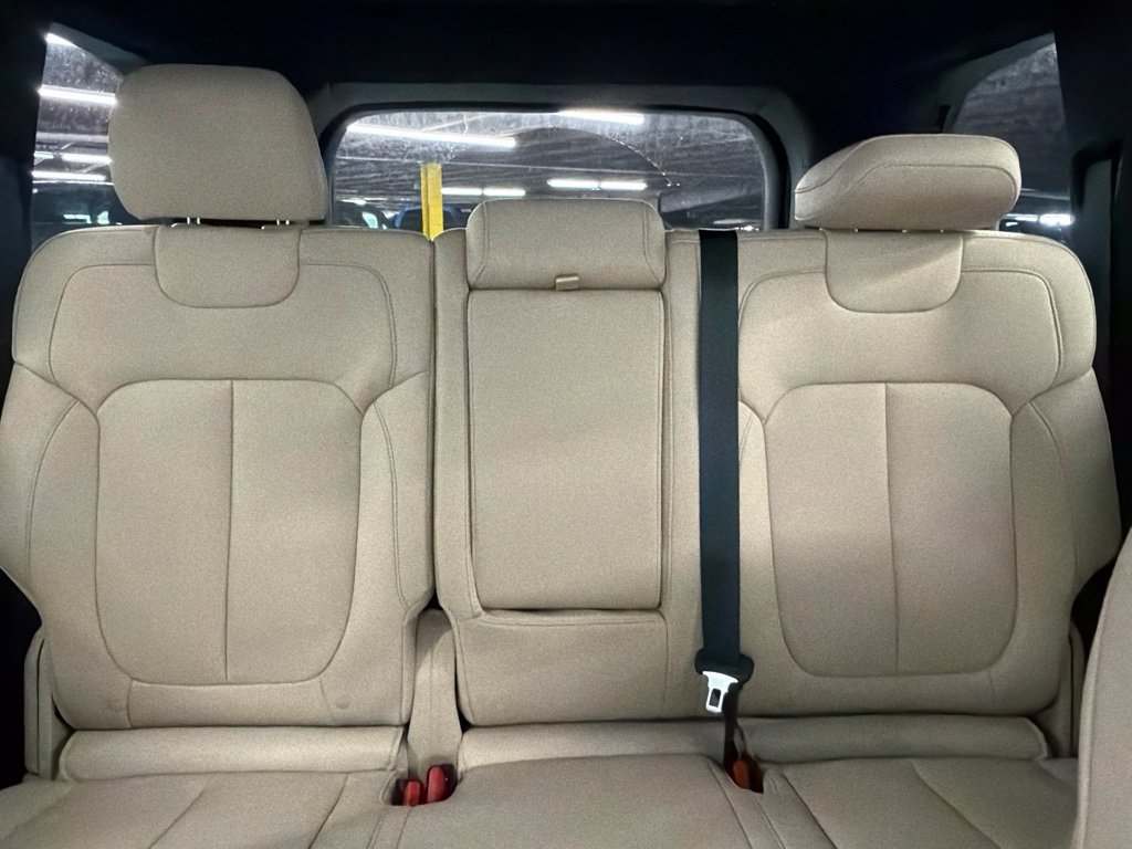 New 2026 Jeep Grand Cherokee Limited w/ Limited Altitude Package RWD image 18