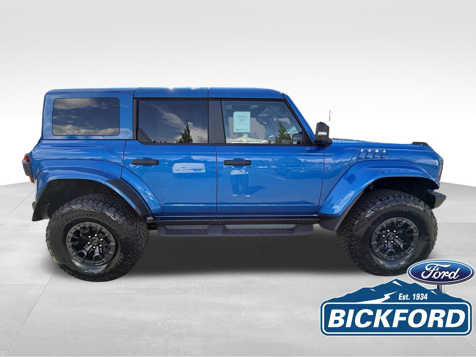 New 2026 Ford Bronco Raptor w/ Interior Carbon Fiber Pack AWD/4WD image 4