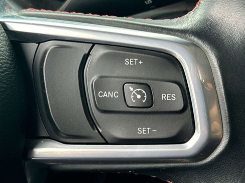 Used 2020 Jeep Gladiator Rubicon AWD/4WD image 30
