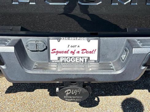 Used 2024 Toyota Tacoma TRD Off-Road image 39