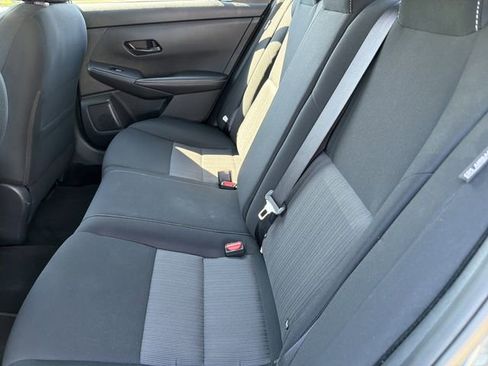 Used 2025 Nissan Sentra SV FWD image 15