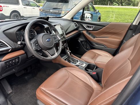Used 2019 Subaru Forester Touring AWD/4WD image 4