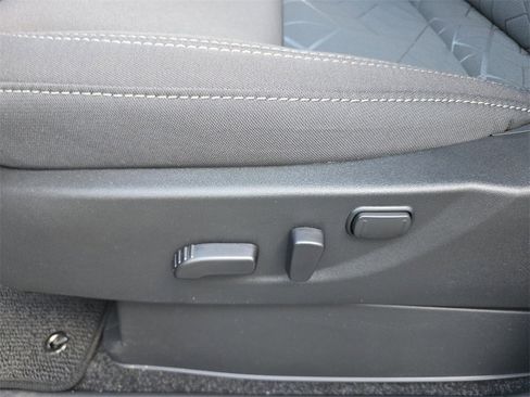 New 2026 Nissan Frontier SV AWD/4WD image 17