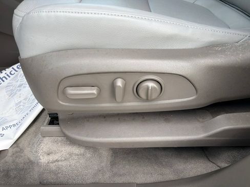 Used 2020 Chevrolet Traverse Premier w/ LPO, Floor Liner Package AWD/4WD image 26