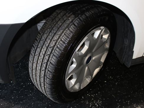 Used 2015 Ford Transit Connect XL image 24