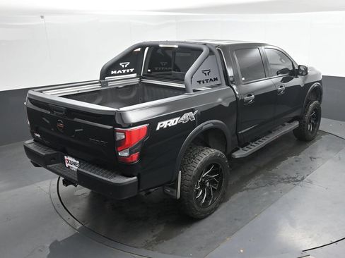 Used 2021 Nissan Titan PRO-4X w/ Pro-4x Convenience Package AWD/4WD image 33