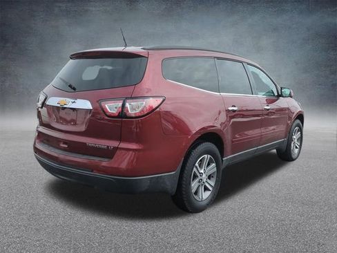 Used 2015 Chevrolet Traverse LT image 9