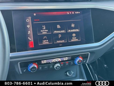 Used 2022 Audi Q3 2.0T Premium Plus AWD/4WD image 31