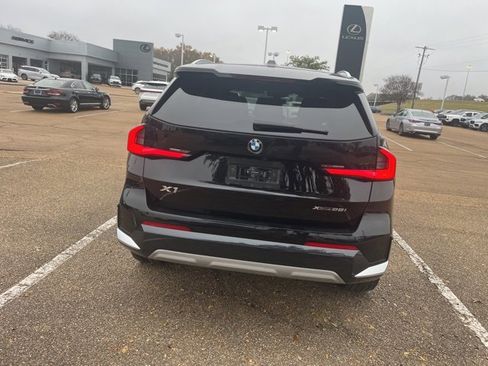 Used 2025 BMW X1 xDrive28i image 6