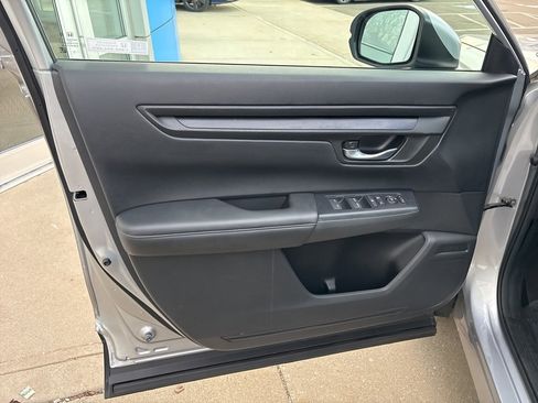 Used 2023 Honda CR-V EX image 11