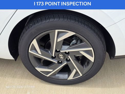 Certified 2025 Hyundai Elantra Sport FWD image 10