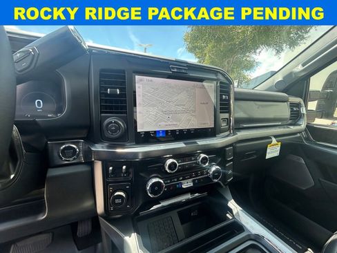 New 2025 Ford F350 Lariat w/ Lariat Ultimate Package image 11