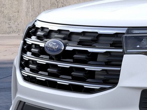 New 2026 Ford Explorer Active RWD image 17