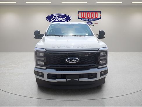 New 2026 Ford F250 XL w/ STX Appearance Package AWD/4WD image 9