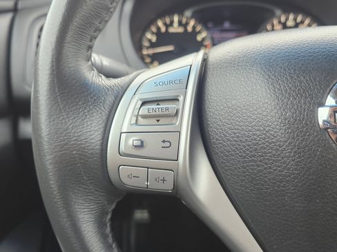 Used 2017 Nissan Altima 2.5 SV FWD image 23