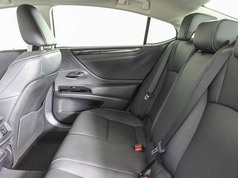 Used 2025 Lexus ES 350 image 19