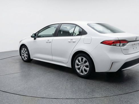 Used 2025 Toyota Corolla LE FWD image 6