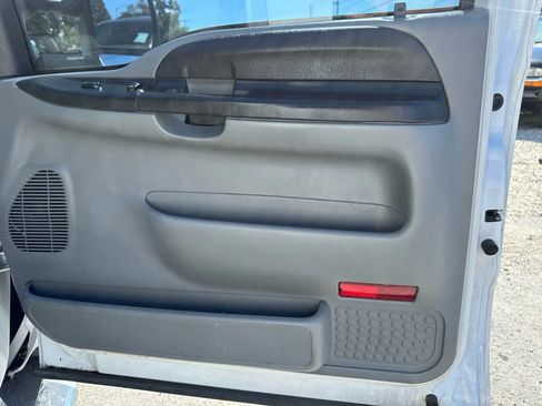 Used 2005 Ford F250 XLT RWD image 23