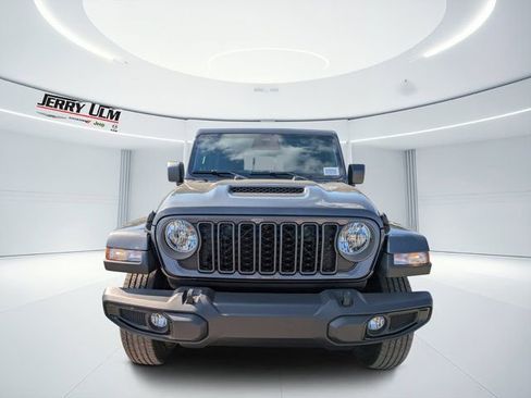 New 2026 Jeep Gladiator Sport image 7