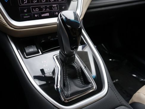 Used 2021 Subaru Outback Limited XT image 40