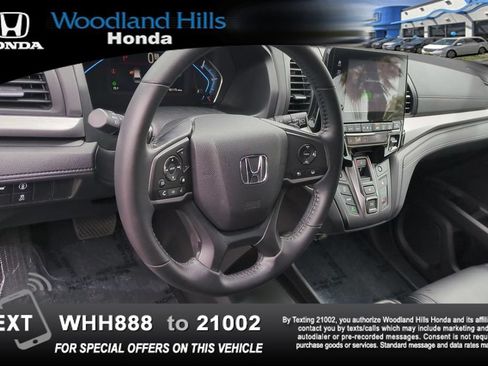 Certified 2024 Honda Odyssey EX-L image 9